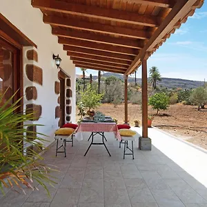El Algarrobero Santa Lucia